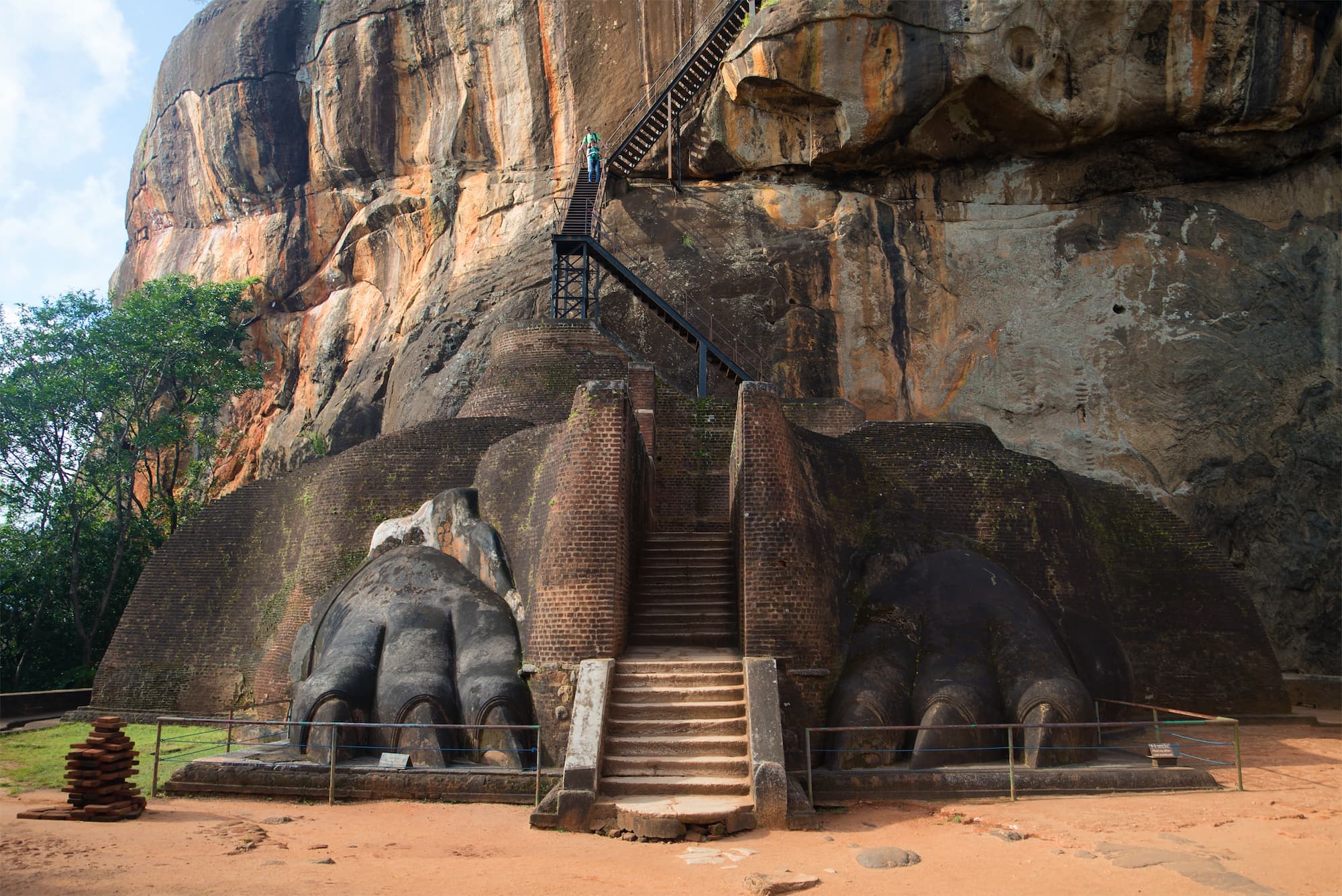 Sigiriya Rock Fortress Discovery photo 2